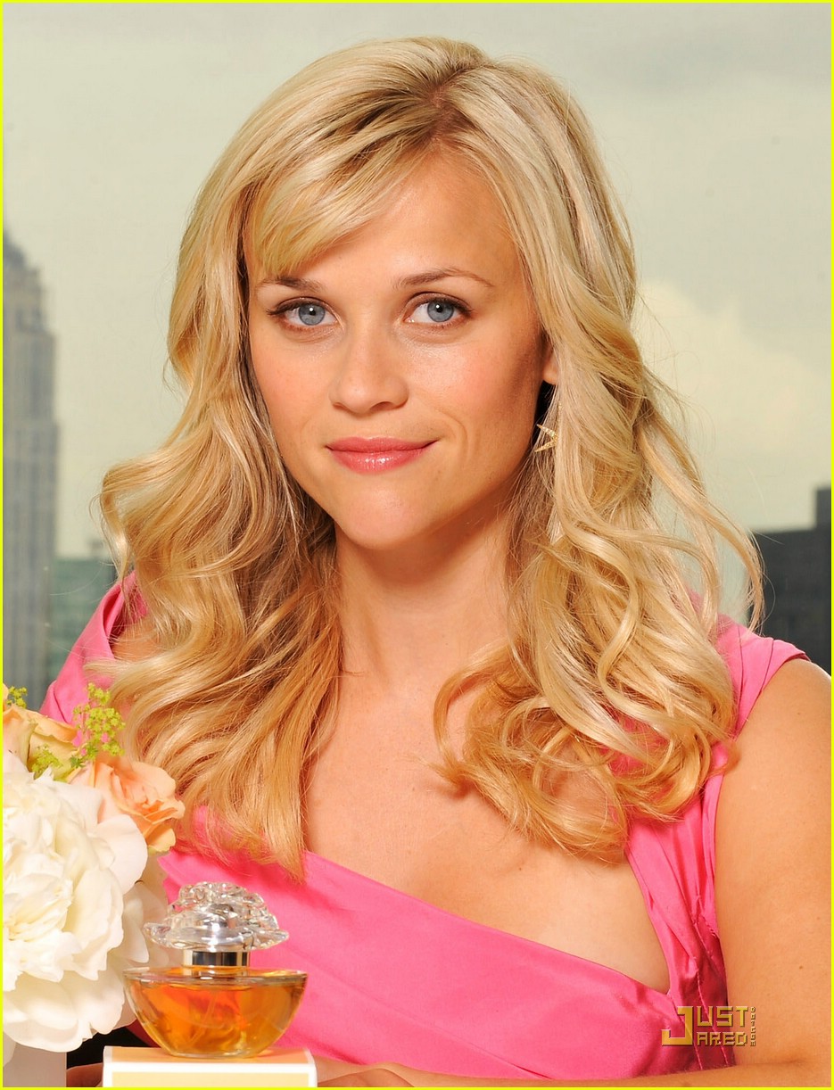 reese witherspoon in bloom fragrance 05